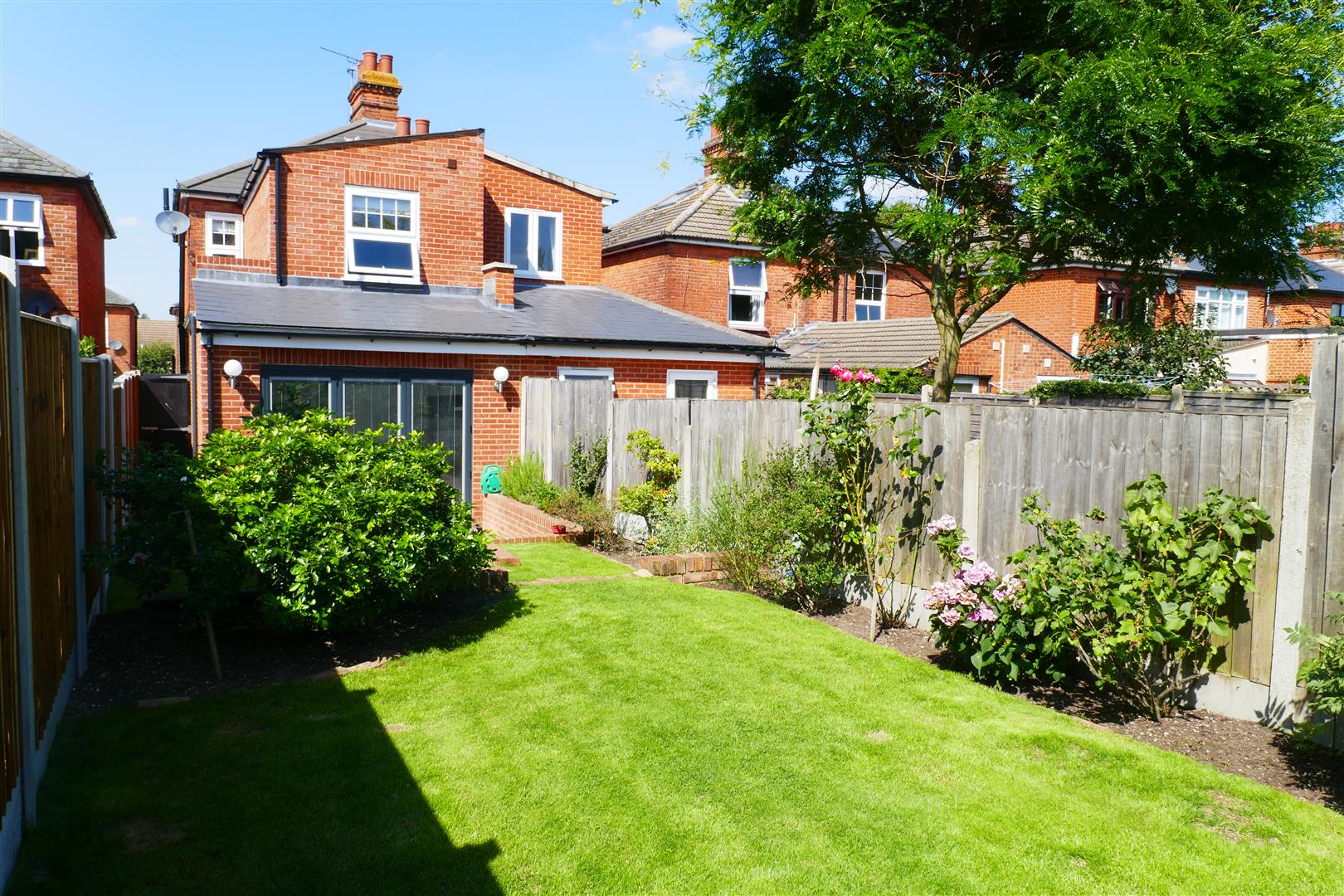 Kimpton Avenue, Brentwood Keith Ashton Signature Home Keith Ashton